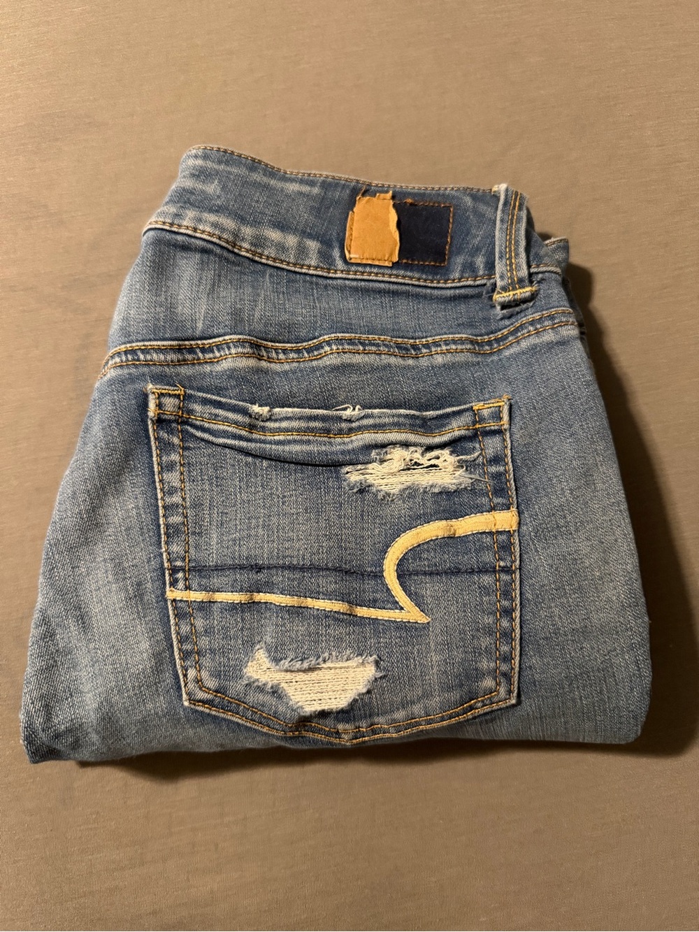 American Eagle Women’s Artist Crop Jeans